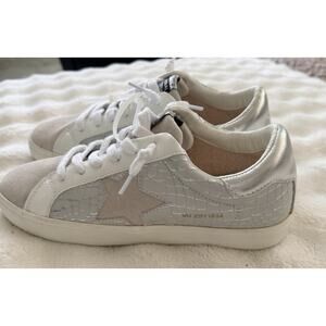 New VINTAGE HAVANA Women’s Suede Sneakers Edge Light Grey Croco 9